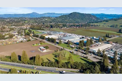 13255 Healdsburg Avenue, Healdsburg, CA 95448 - Photo 5