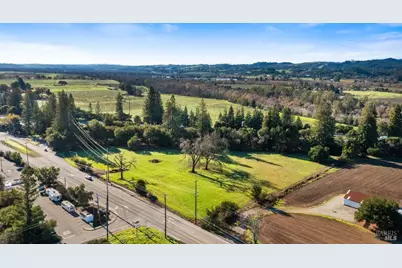 13255 Healdsburg Avenue, Healdsburg, CA 95448 - Photo 7