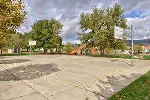 469 Riesling St, Cloverdale, CA 95425 - Photo 19