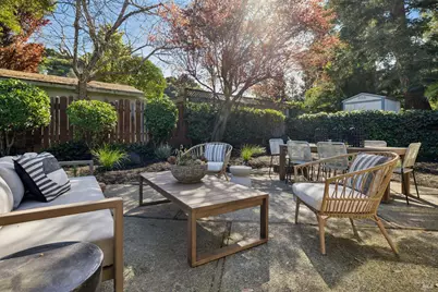 26 Venetia Meadows, San Rafael, CA 94903 - Photo 19