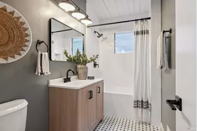 26 Venetia Meadows, San Rafael, CA 94903 - Photo 11