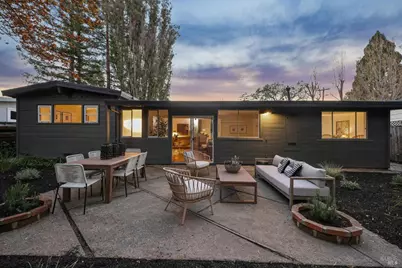 26 Venetia Meadows, San Rafael, CA 94903 - Photo 17