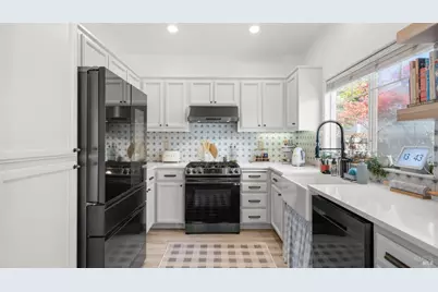 14 Sheffield Place, Petaluma, CA 94954 - Photo 13