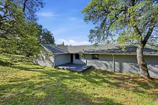 19004 Deer Hill Rd, Hidden Valley Lake, CA 95467 - Photo 31