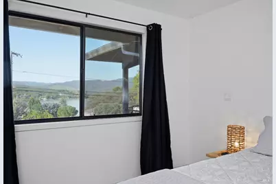 19004 Deer Hill Road, Hidden Valley Lake, CA 95467 - Photo 25