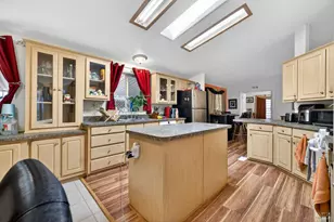 75 Bluejay Dr, Santa Rosa, CA 95409 - Photo 17