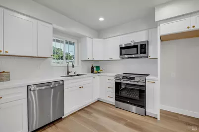 223 Camellia Street, Fairfield, CA 94533 - Photo 7