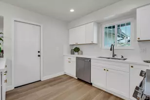 223 Camellia St, Fairfield, CA 94533 - Photo 9