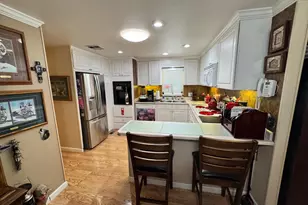 211 Regency Ct, Santa Rosa, CA 95401 - Photo 3