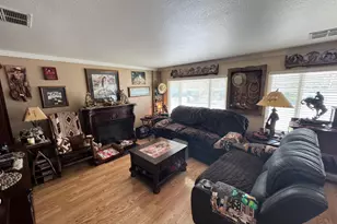 211 Regency Ct, Santa Rosa, CA 95401 - Photo 15