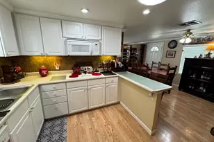 211 Regency Ct, Santa Rosa, CA 95401 - Photo 7