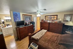 211 Regency Ct, Santa Rosa, CA 95401 - Photo 21