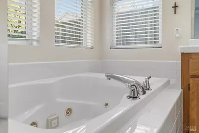 1439 Birdie Drive, Windsor, CA 95492 - Photo 25