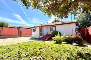 544 B St, Hollister, CA 95023 - Photo 33