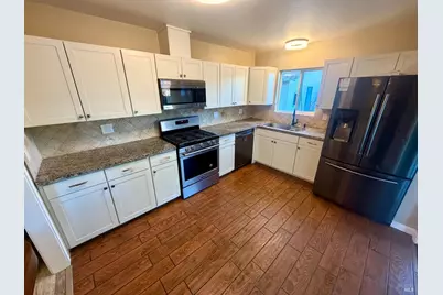 1124 Shetler Avenue, Napa, CA 94559 - Photo 7