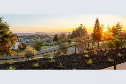 3783 Crown Hill Drive, Santa Rosa, CA 95404 - Photo 57