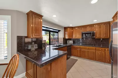 590 Laramie Way, Vacaville, CA 95688 - Photo 21