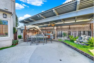 590 Laramie Way, Vacaville, CA 95688 - Photo 67