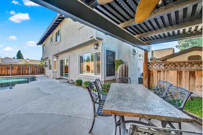 590 Laramie Way, Vacaville, CA 95688 - Photo 69