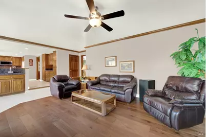 590 Laramie Way, Vacaville, CA 95688 - Photo 31