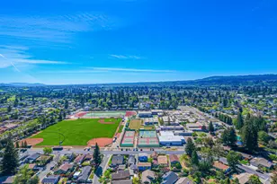 1323 Prentice Dr, Healdsburg, CA 95448 - Photo 45