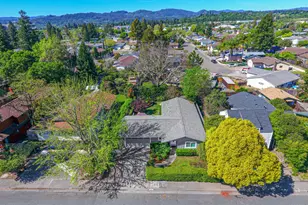 1323 Prentice Dr, Healdsburg, CA 95448 - Photo 39