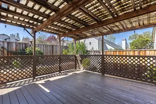 2183 Warwick Dr, Santa Rosa, CA 95405 - Photo 17