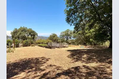12801 Valley View Drive, Ukiah, CA 95482 - Photo 21