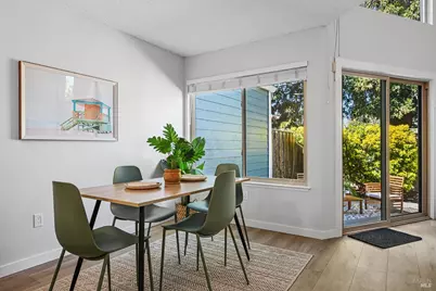 2302 Marylyn Circle, Petaluma, CA 94954 - Photo 9