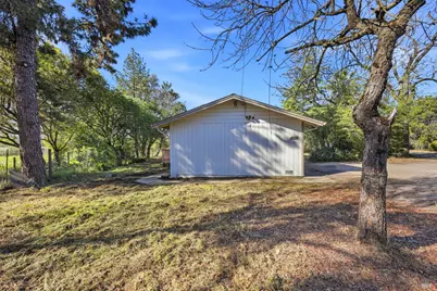 4305 Petaluma Hill Road, Santa Rosa, CA 95404 - Photo 37