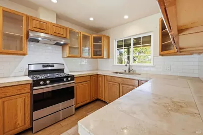 4305 Petaluma Hill Road, Santa Rosa, CA 95404 - Photo 11