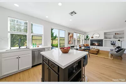 182 Emerson Avenue, Novato, CA 94949 - Photo 3
