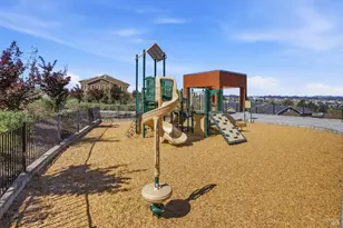 526 Jade St, Petaluma, CA 94952 - Photo 29