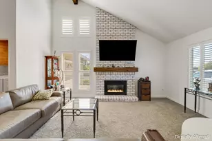 377 Duperu Dr, Crockett, CA 94525 - Photo 9