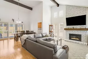 377 Duperu Dr, Crockett, CA 94525 - Photo 7