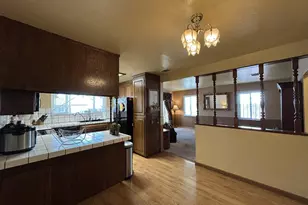 880 Beechwood Ave, Vallejo, CA 94591 - Photo 5