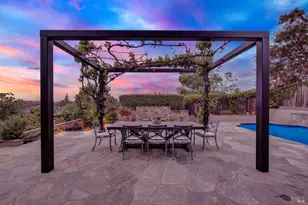 213 Cardwell Ct, Napa, CA 94559 - Photo 3