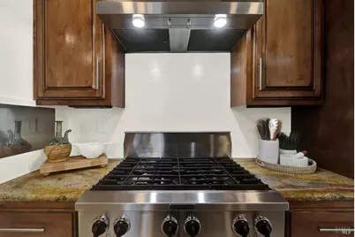 213 Cardwell Court, Napa, CA 94559 - Photo 29