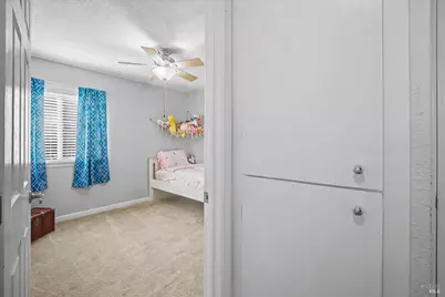 1131 Bedford Way, Vacaville, CA 95687 - Photo 35