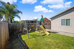 1131 Bedford Way, Vacaville, CA 95687 - Photo 41