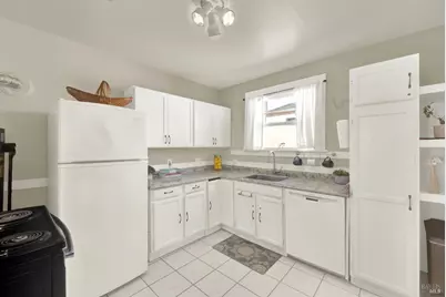 527 McLaughlin Street, Richmond, CA 94805 - Photo 15