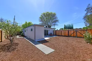 1600 Carol Dr, Napa, CA 94558 - Photo 23