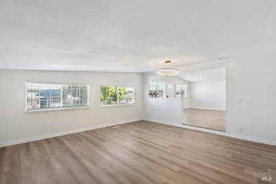 207 Wilshire Avenue, Vallejo, CA 94591 - Photo 13