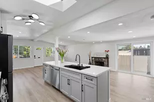 207 Wilshire Ave, Vallejo, CA 94591 - Photo 11