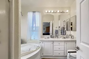 8169 Willow St, Windsor, CA 95492 - Photo 15