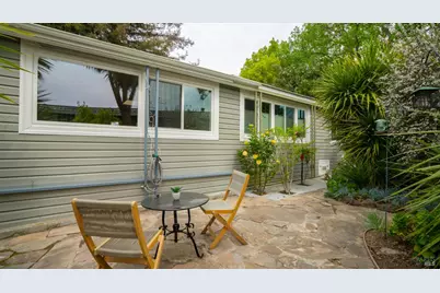 204 Barcelona Avenue, Novato, CA 94949 - Photo 23