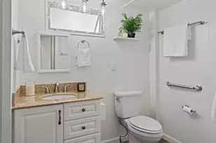 204 Barcelona Ave, Novato, CA 94949 - Photo 15