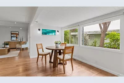 204 Barcelona Avenue, Novato, CA 94949 - Photo 11