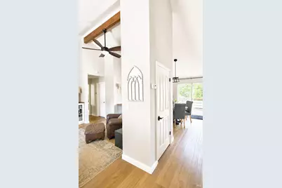 16491 Ridgecrest Court, Hidden Valley Lake, CA 95467 - Photo 25