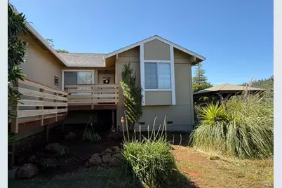 16491 Ridgecrest Court, Hidden Valley Lake, CA 95467 - Photo 3